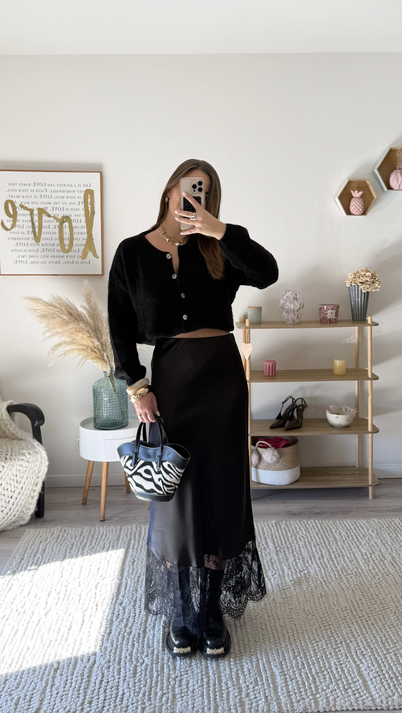 Jupe à dentelle ISIS - Noire