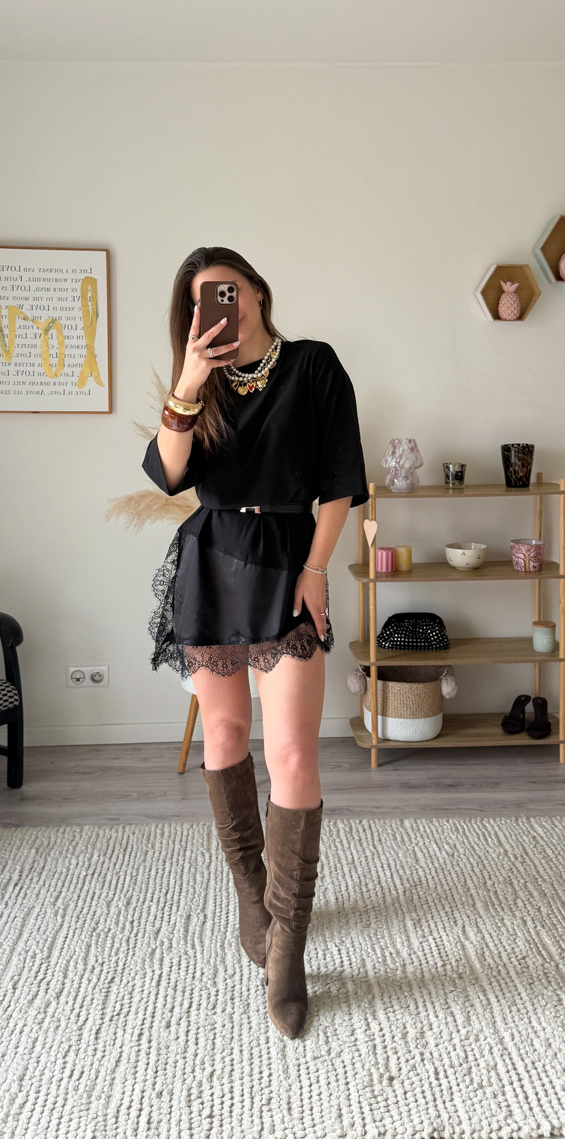 Robe t-shirt dentelle NINA - Noire